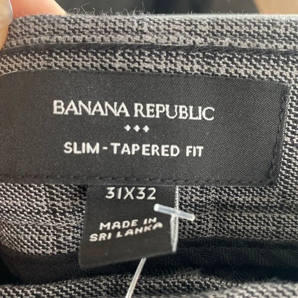 New Banana Republic Gray Checkered Lightweight Pants Slim Tapered Fit New tags
